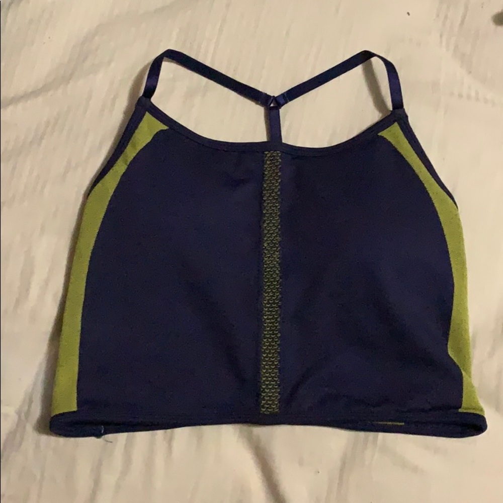 Fabletics sports bra/crop top